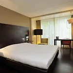 Golden Tulip Ampt ホテル 4*