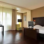 Szálloda Golden Tulip Ampt Nijkerk