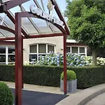 Golden Tulip Ampt Szálloda 4*