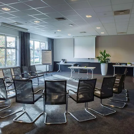 Ξενοδοχείο Golden Tulip Ampt