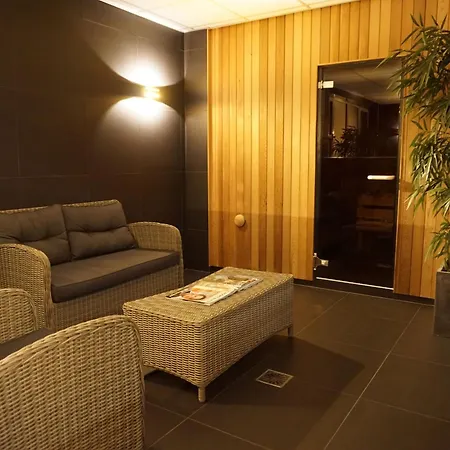 Hotell Golden Tulip Ampt