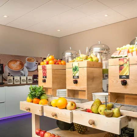 Golden Tulip Ampt Hotel 4*