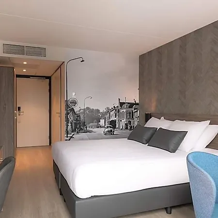Golden Tulip Ampt Hotel 4*