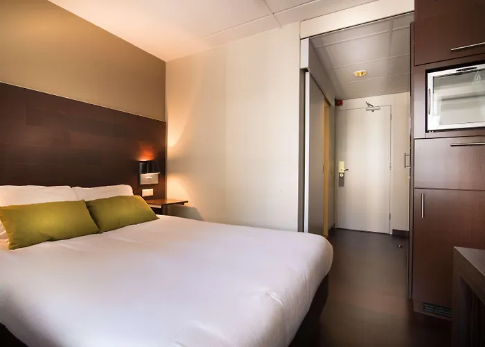 Golden Tulip Ampt Hotel