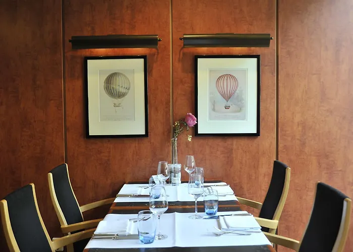 Golden Tulip Ampt 4*