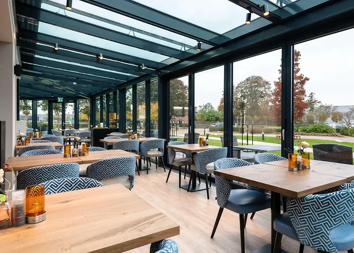 Golden Tulip Ampt Hotel