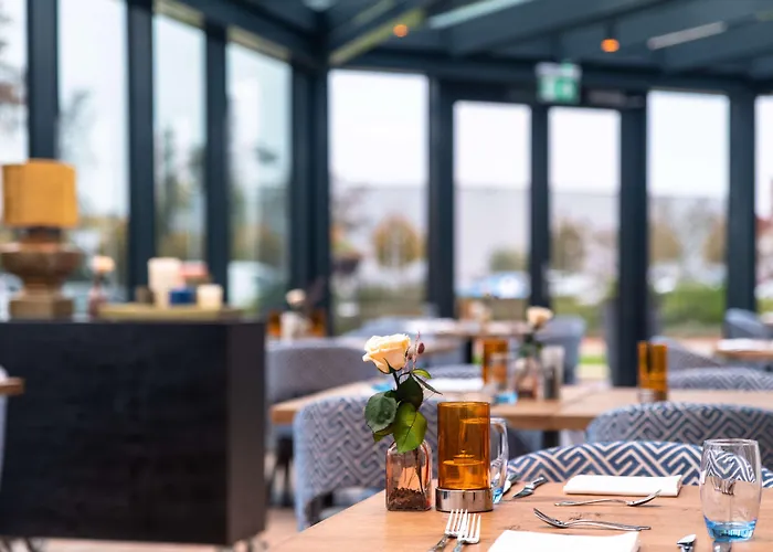 Golden Tulip Ampt 4*