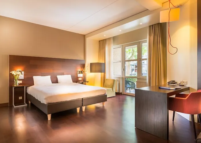 Hotel Golden Tulip Ampt 4*