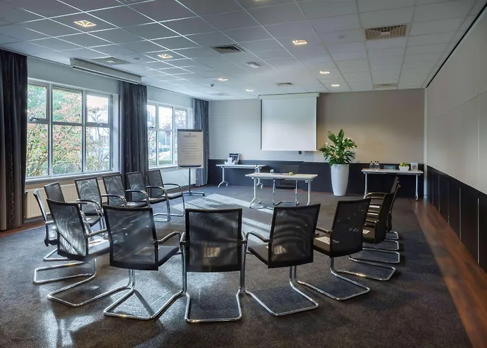 호텔 Golden Tulip Ampt