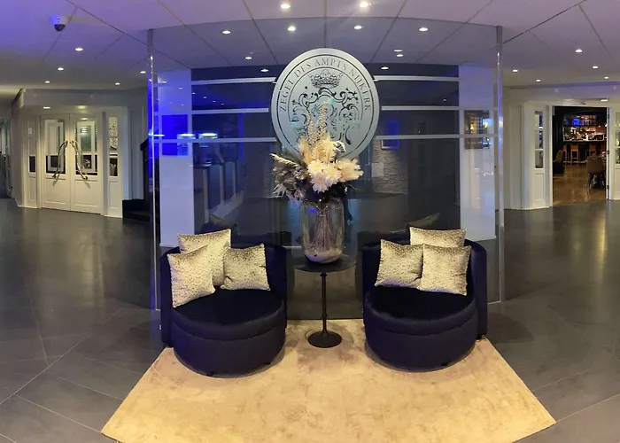 Golden Tulip Ampt 4*